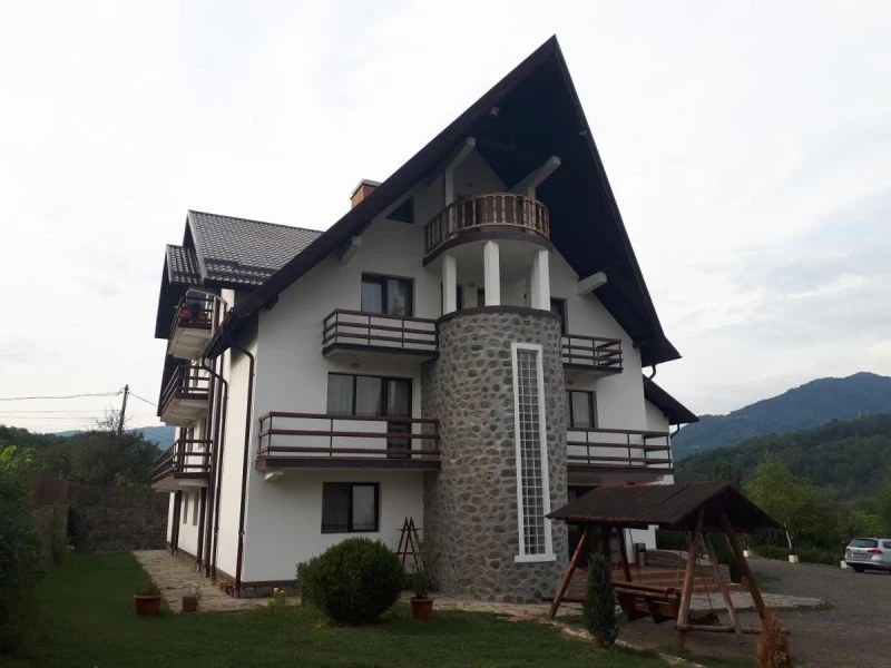 Corbeni Cazare | Pensiune (K1270-24) Imaginea poate fi supusă drepturilor de autor. Se recomandă contactarea titularului drepturilor.