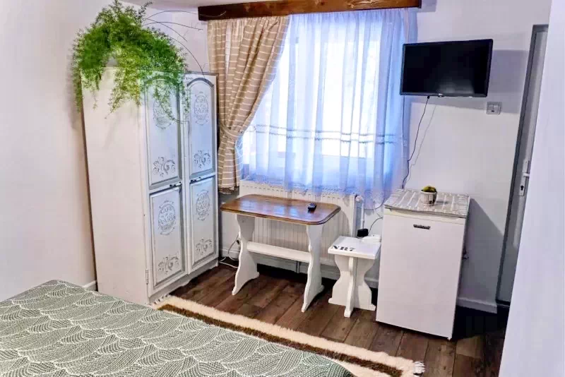 Lacu Roșu Cazare | Motel (K1268-18) Imaginea poate fi supusă drepturilor de autor. Se recomandă contactarea titularului drepturilor.