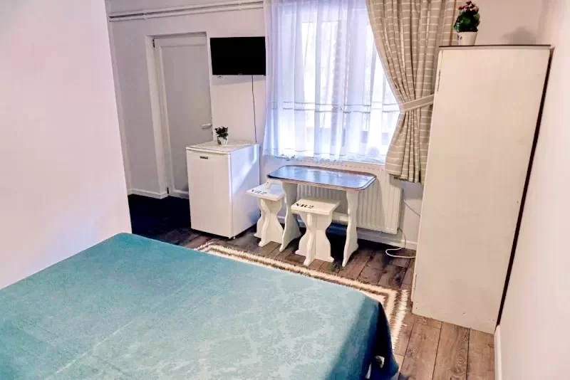 Gyilkostó Szállás | Motel (K1268-21) A kép szerzői jogvédelem alatt állhat. Javasolt a kapcsolatfelvétel a jog tulajdonossal.