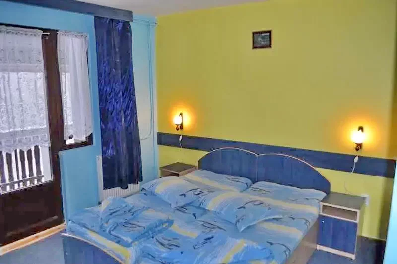 Ferencfalva Szállás | Hotel*** (K0902-18) A kép szerzői jogvédelem alatt állhat. Javasolt a kapcsolatfelvétel a jog tulajdonossal.