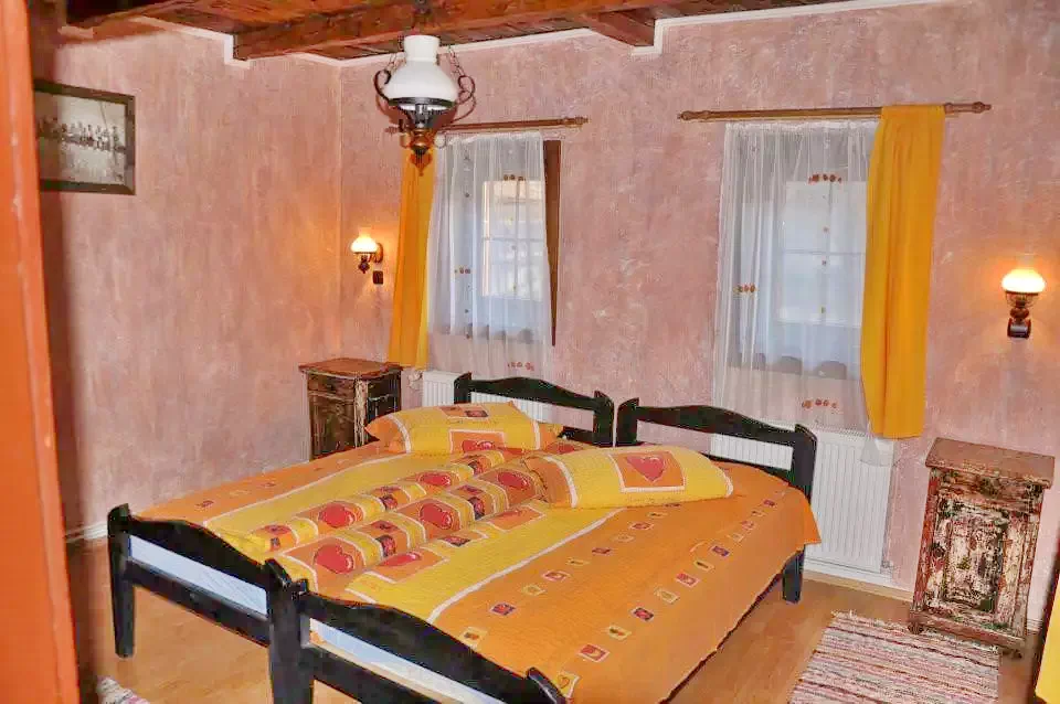 Cazare Praid - Casa de vacanță Zsuzsanna*** | Parajd - Zsuzsanna Parasztház***. Imaginea poate fi supusă drepturilor de autor. Se recomandă contactarea titularului drepturilor.