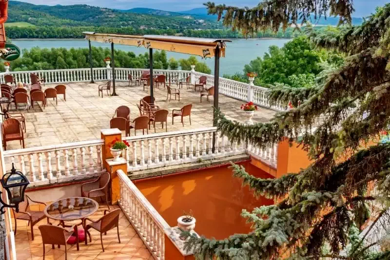 Esztergom Cazare | Pensiune turistică (K0758-13) Imaginea poate fi supusă drepturilor de autor. Se recomandă contactarea titularului drepturilor.