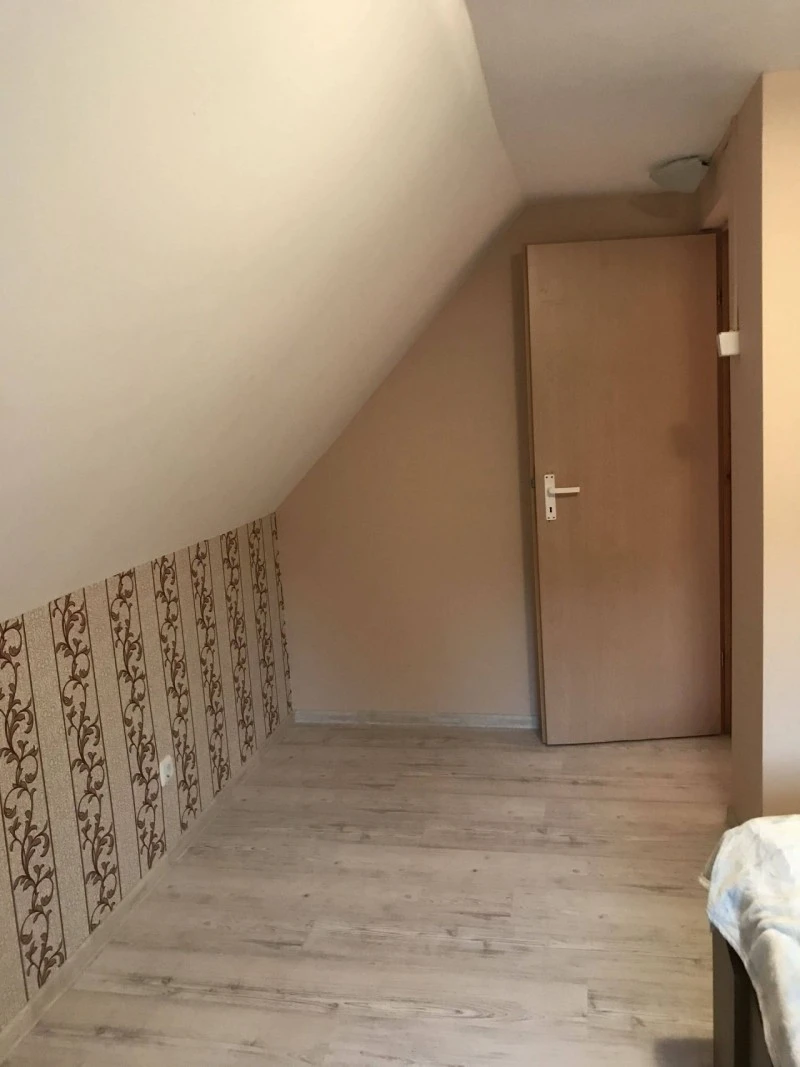 Pietroasa Cazare | Cabană (K1519-51) Imaginea poate fi supusă drepturilor de autor. Se recomandă contactarea titularului drepturilor.