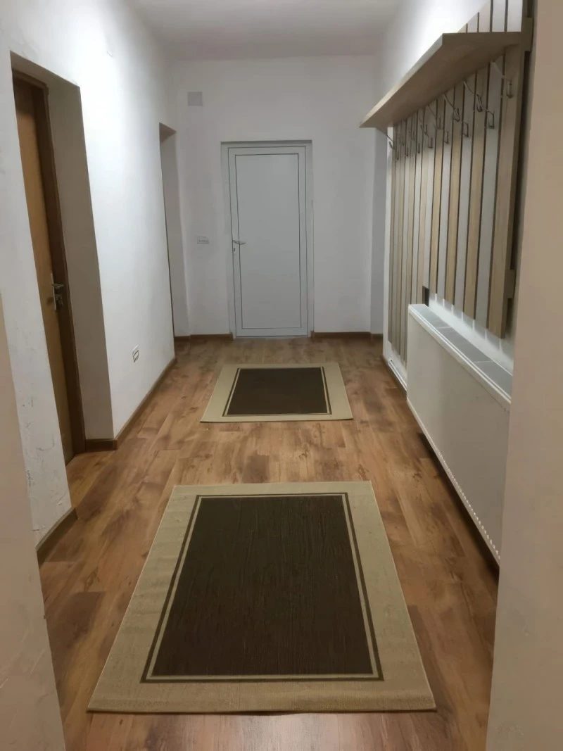Pietroasa Cazare | Cabană (K1519-60) Imaginea poate fi supusă drepturilor de autor. Se recomandă contactarea titularului drepturilor.