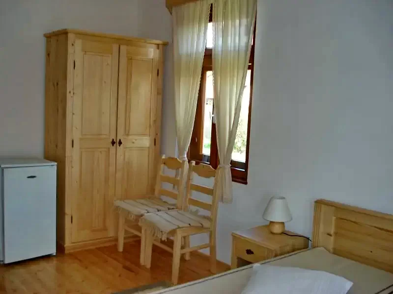 Ajnád Szállás | Motel (K0546-11) A kép szerzői jogvédelem alatt állhat. Javasolt a kapcsolatfelvétel a jog tulajdonossal.