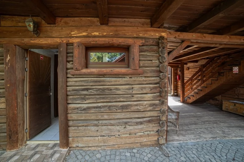 Bisericani Cazare | Hotel**** (K1501-19) Imaginea poate fi supusă drepturilor de autor. Se recomandă contactarea titularului drepturilor.