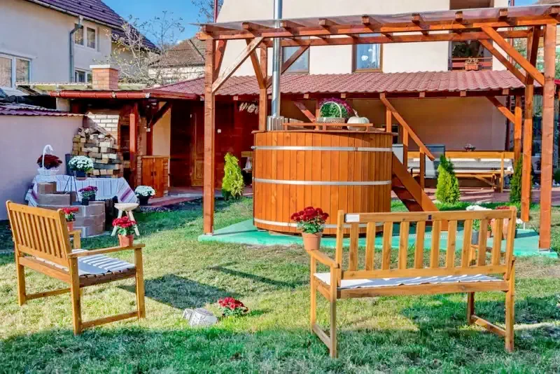 Szék Szállás | Motel (K1379-2) A kép szerzői jogvédelem alatt állhat. Javasolt a kapcsolatfelvétel a jog tulajdonossal.