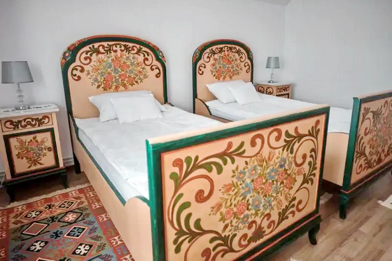 Sic Cazare | Motel (K1379-14) Imaginea poate fi supusă drepturilor de autor. Se recomandă contactarea titularului drepturilor.