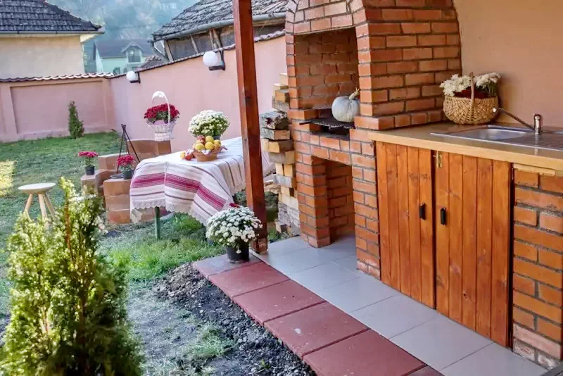 Szék Szállás | Motel (K1379-43) A kép szerzői jogvédelem alatt állhat. Javasolt a kapcsolatfelvétel a jog tulajdonossal.