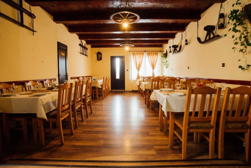 Căpâlnița Cazare | Motel (K0774-2) Imaginea poate fi supusă drepturilor de autor. Se recomandă contactarea titularului drepturilor.