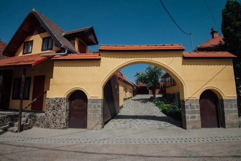 Căpâlnița Cazare | Motel (K0774-9) Imaginea poate fi supusă drepturilor de autor. Se recomandă contactarea titularului drepturilor.