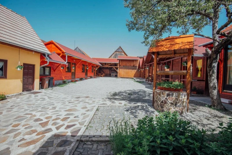 Căpâlnița Cazare | Motel (K0774-10) Imaginea poate fi supusă drepturilor de autor. Se recomandă contactarea titularului drepturilor.