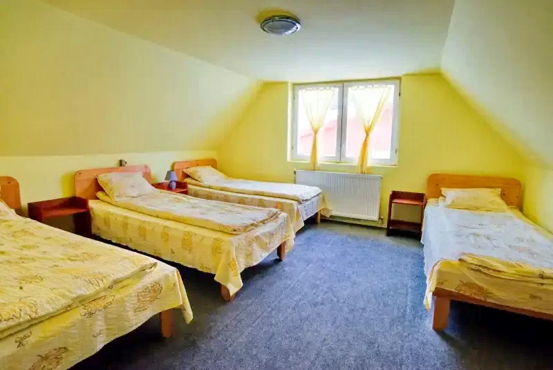 Căpâlnița Cazare | Motel (K0774-11) Imaginea poate fi supusă drepturilor de autor. Se recomandă contactarea titularului drepturilor.