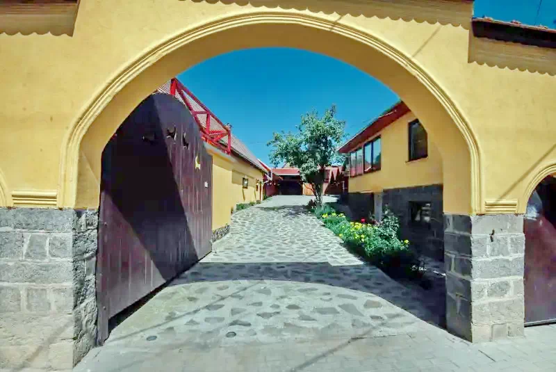 Kápolnásfalu Szállás | Panzió (K0774-19) A kép szerzői jogvédelem alatt állhat. Javasolt a kapcsolatfelvétel a jog tulajdonossal.