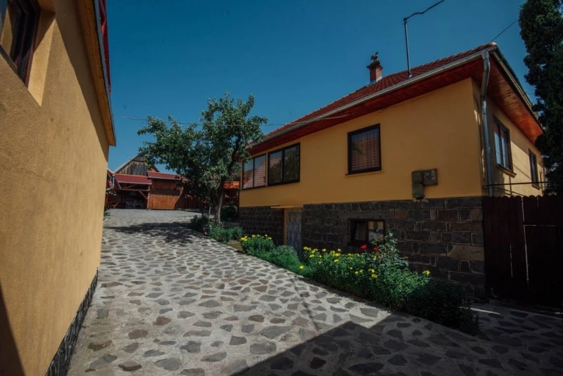 Kápolnásfalu Szállás | Panzió (K0774-22) A kép szerzői jogvédelem alatt állhat. Javasolt a kapcsolatfelvétel a jog tulajdonossal.