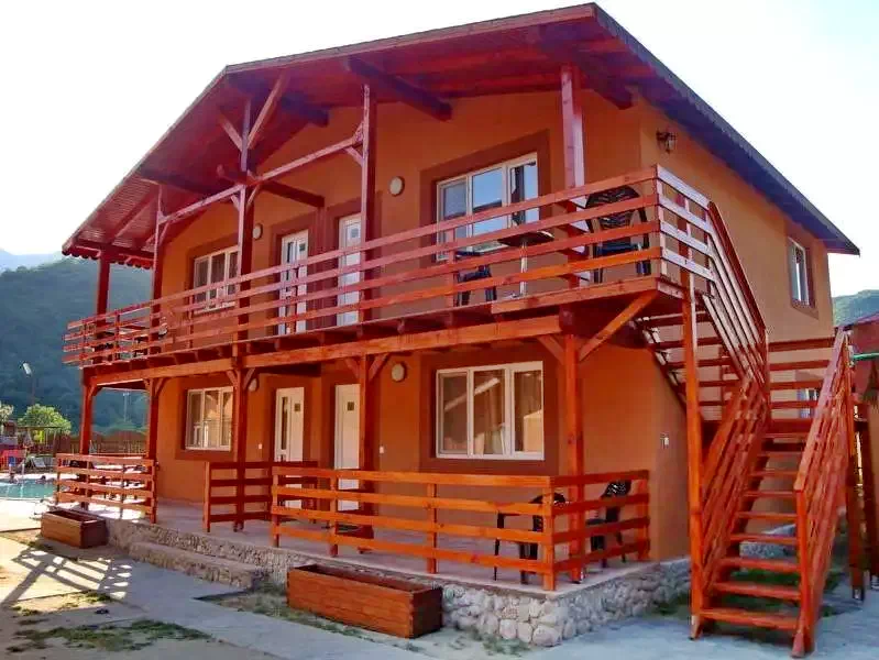 Herkulesfürdő Szállás | Motel (K0890-26) A kép szerzői jogvédelem alatt állhat. Javasolt a kapcsolatfelvétel a jog tulajdonossal.