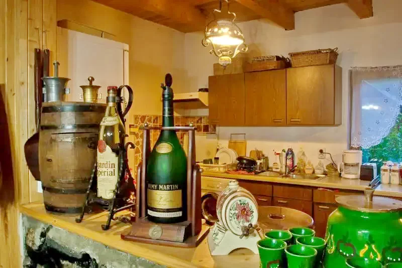 Gyergyószentmiklós Szállás | Panzió (K0141-6) A kép szerzői jogvédelem alatt állhat. Javasolt a kapcsolatfelvétel a jog tulajdonossal. Gyergyószentmiklós Szállás | Panzió (K0141-6) A kép szerzői jogvédelem alatt állhat. Javasolt a kapcsolatfelvétel a jog tulajdonossal.