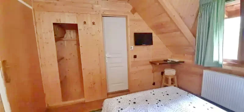  Szállás | Vendégház (K0125-22) A kép szerzői jogvédelem alatt állhat. Javasolt a kapcsolatfelvétel a jog tulajdonossal.