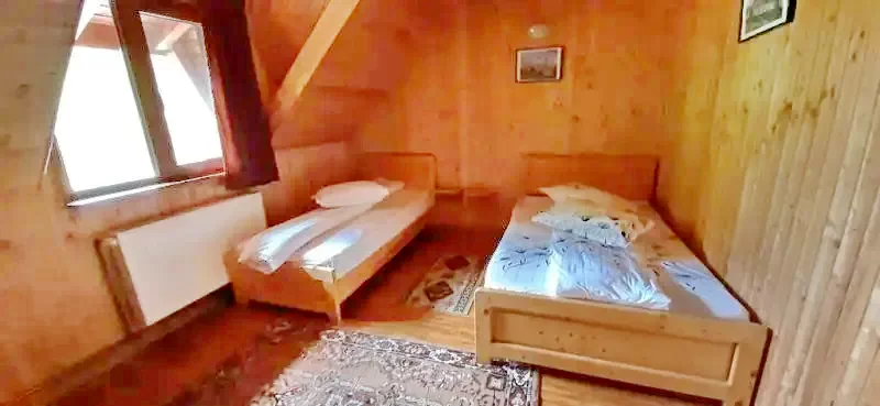 Rucăr Cazare | Hotel**** (K0125-27) Imaginea poate fi supusă drepturilor de autor. Se recomandă contactarea titularului drepturilor.