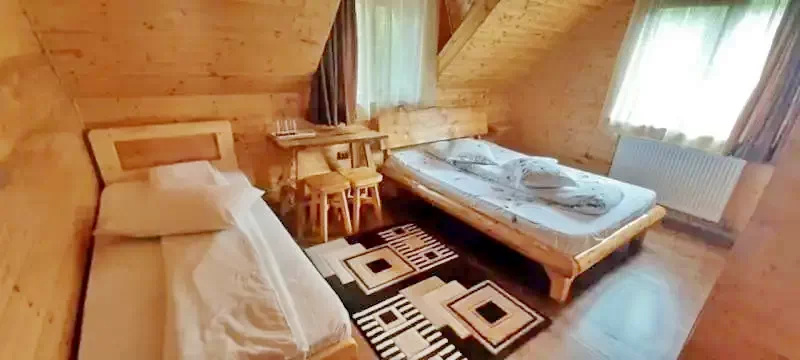 Rucăr Cazare | Hotel**** (K0125-30) Imaginea poate fi supusă drepturilor de autor. Se recomandă contactarea titularului drepturilor.