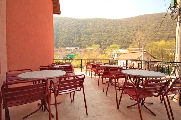 Băile Herculane Cazare | Motel (K0544-27) Imaginea poate fi supusă drepturilor de autor. Se recomandă contactarea titularului drepturilor.