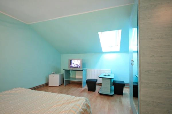 Herkulesfürdő Szállás | Motel (K0544-33) A kép szerzői jogvédelem alatt állhat. Javasolt a kapcsolatfelvétel a jog tulajdonossal.