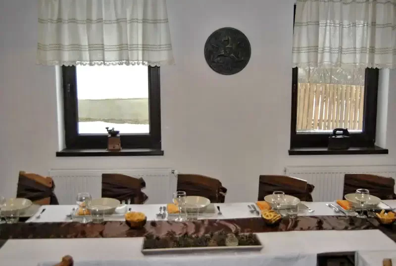 Esztelnek Szállás | Motel (K0747-17) A kép szerzői jogvédelem alatt állhat. Javasolt a kapcsolatfelvétel a jog tulajdonossal.