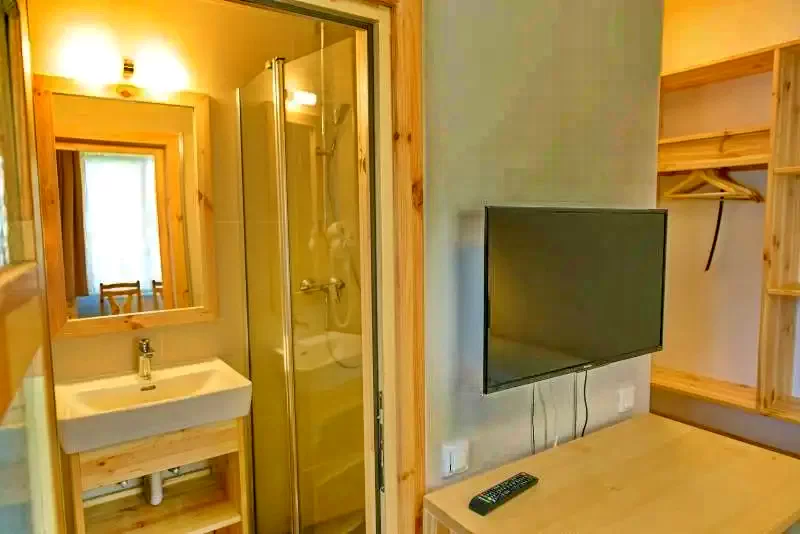 Băile Tușnad Cazare | Motel (K1157-18) Imaginea poate fi supusă drepturilor de autor. Se recomandă contactarea titularului drepturilor.