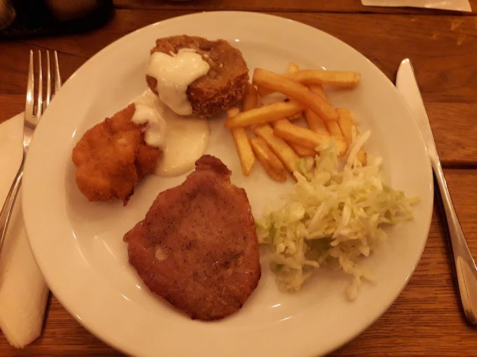 Băile Tușnad Cazare | Motel (K1157-27) Imaginea poate fi supusă drepturilor de autor. Se recomandă contactarea titularului drepturilor.