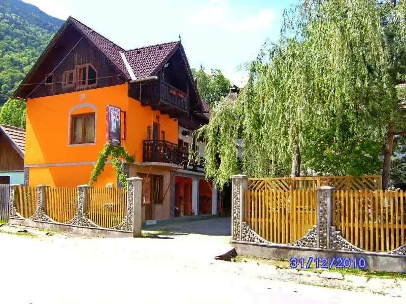 Zernest Szállás | Panzió (K0609-20) A kép szerzői jogvédelem alatt állhat. Javasolt a kapcsolatfelvétel a jog tulajdonossal.
