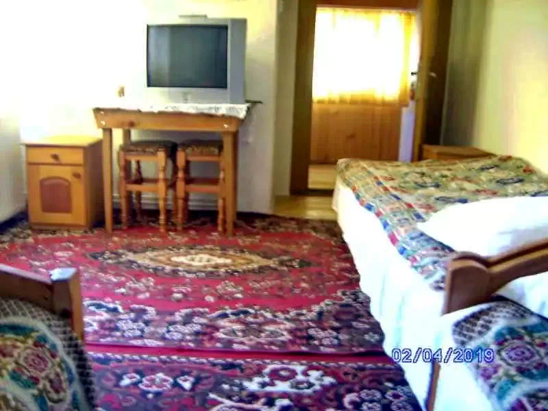Zărnești Cazare | Pensiune (K0609-44) Imaginea poate fi supusă drepturilor de autor. Se recomandă contactarea titularului drepturilor.