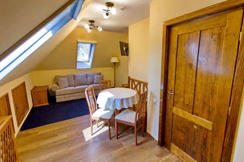 Málnásfürdő Szállás | Motel (K1219-23) A kép szerzői jogvédelem alatt állhat. Javasolt a kapcsolatfelvétel a jog tulajdonossal.