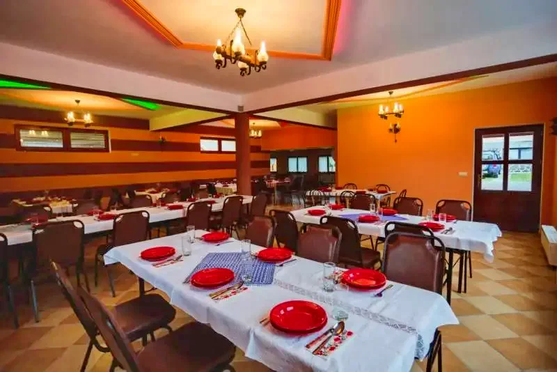 Căpâlnița Cazare | Motel (K0610-3) Imaginea poate fi supusă drepturilor de autor. Se recomandă contactarea titularului drepturilor.