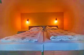 Căpâlnița Cazare | Motel (K0610-10) Imaginea poate fi supusă drepturilor de autor. Se recomandă contactarea titularului drepturilor.