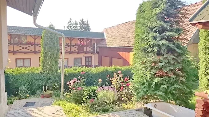 Căpâlnița Cazare | Motel (K0610-47) Imaginea poate fi supusă drepturilor de autor. Se recomandă contactarea titularului drepturilor.