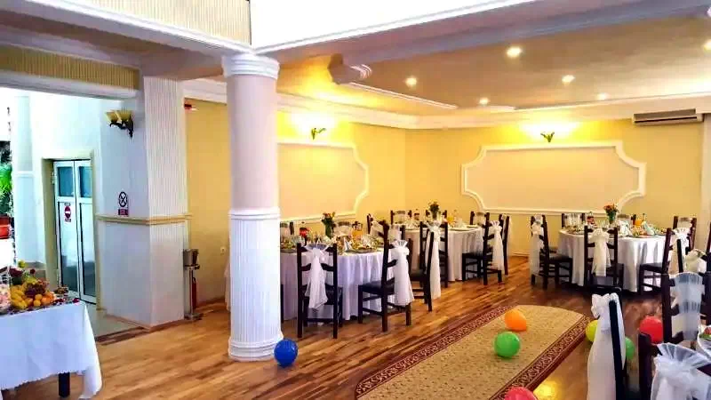 Gyulafehérvár Szállás | Turisztikai panzió (K1176-30) A kép szerzői jogvédelem alatt állhat. Javasolt a kapcsolatfelvétel a jog tulajdonossal.