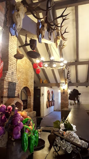 Gyulafehérvár Szállás | Turisztikai panzió (K1176-31) A kép szerzői jogvédelem alatt állhat. Javasolt a kapcsolatfelvétel a jog tulajdonossal.