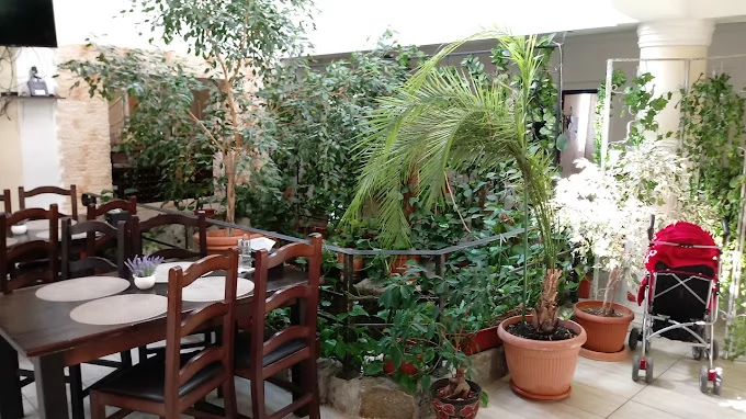 Alba Iulia Cazare | Pensiune turistică (K1176-39) Imaginea poate fi supusă drepturilor de autor. Se recomandă contactarea titularului drepturilor.