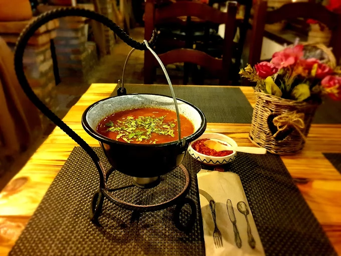 Alba Iulia Cazare | Pensiune turistică (K1176-43) Imaginea poate fi supusă drepturilor de autor. Se recomandă contactarea titularului drepturilor.