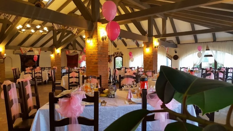 Alba Iulia Cazare | Pensiune turistică (K1176-56) Imaginea poate fi supusă drepturilor de autor. Se recomandă contactarea titularului drepturilor.