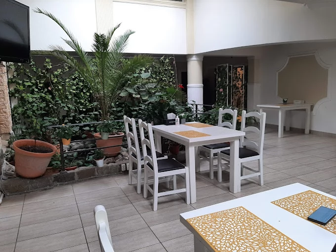 Alba Iulia Cazare | Pensiune turistică (K1176-59) Imaginea poate fi supusă drepturilor de autor. Se recomandă contactarea titularului drepturilor.