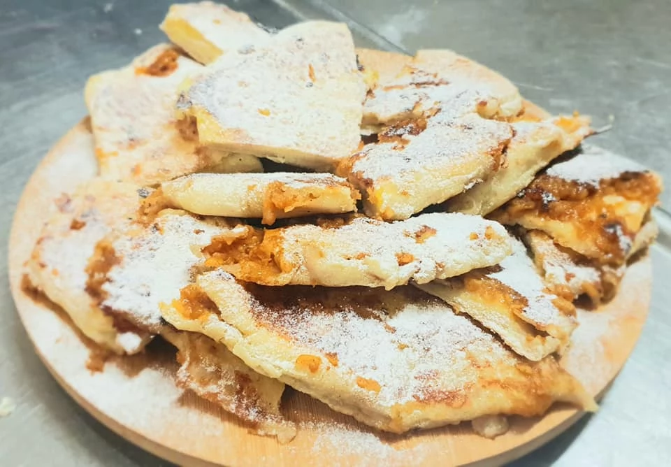 Gyulafehérvár Szállás | Turisztikai panzió (K1176-72) A kép szerzői jogvédelem alatt állhat. Javasolt a kapcsolatfelvétel a jog tulajdonossal.