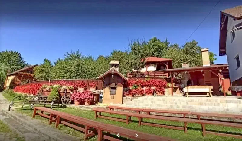 Zetea Cazare | Sat de vacanță (K0535-30) Imaginea poate fi supusă drepturilor de autor. Se recomandă contactarea titularului drepturilor.