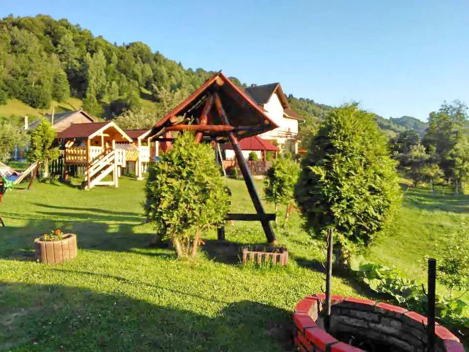 Alsómoécs Szállás | Motel (K0935-1) A kép szerzői jogvédelem alatt állhat. Javasolt a kapcsolatfelvétel a jog tulajdonossal.