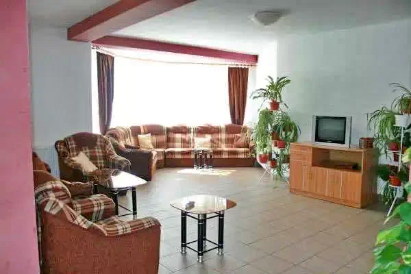 Alsómoécs Szállás | Motel (K0935-5) A kép szerzői jogvédelem alatt állhat. Javasolt a kapcsolatfelvétel a jog tulajdonossal.