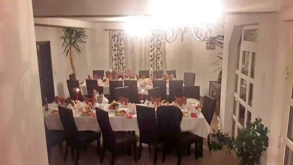 Alsómoécs Szállás | Motel (K0935-16) A kép szerzői jogvédelem alatt állhat. Javasolt a kapcsolatfelvétel a jog tulajdonossal.