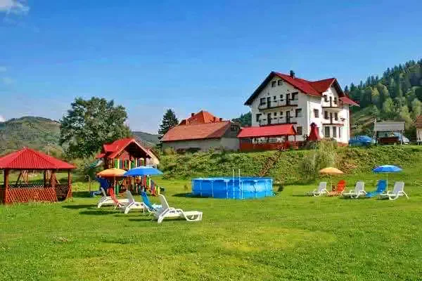 Moieciu de Jos Cazare | Motel (K0935-21) Imaginea poate fi supusă drepturilor de autor. Se recomandă contactarea titularului drepturilor.