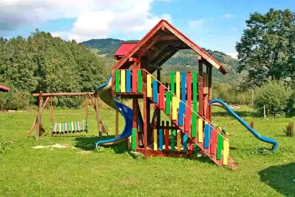 Moieciu de Jos Cazare | Motel (K0935-22) Imaginea poate fi supusă drepturilor de autor. Se recomandă contactarea titularului drepturilor.