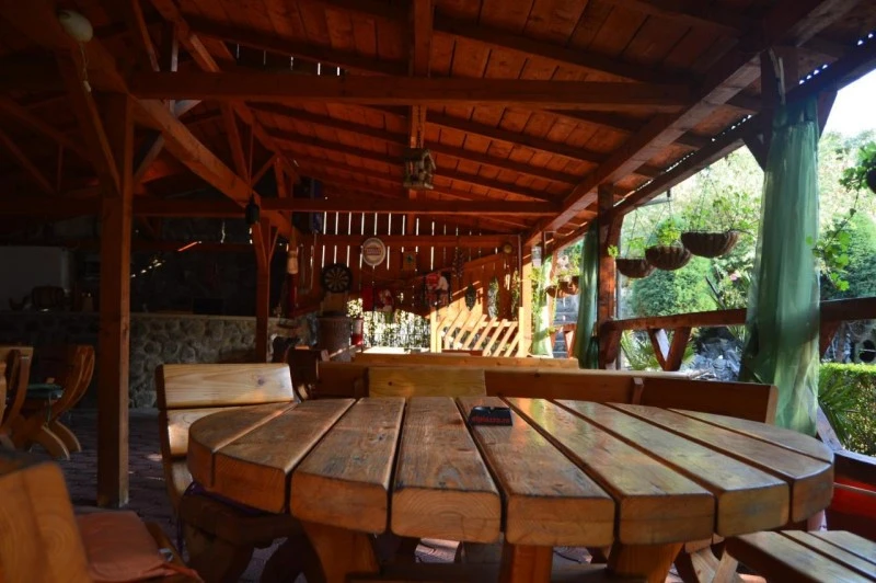 Băile Herculane Cazare | Motel (K0881-6) Imaginea poate fi supusă drepturilor de autor. Se recomandă contactarea titularului drepturilor.