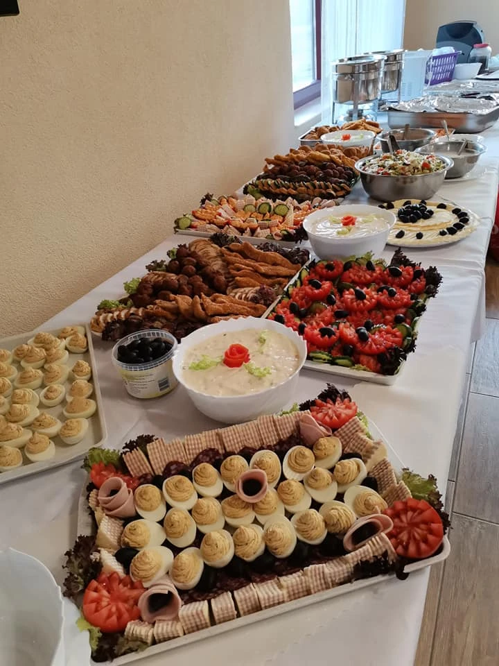 Gyergyóditró Szállás | Motel (K1515-23) A kép szerzői jogvédelem alatt állhat. Javasolt a kapcsolatfelvétel a jog tulajdonossal.